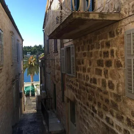 Hvar 公寓